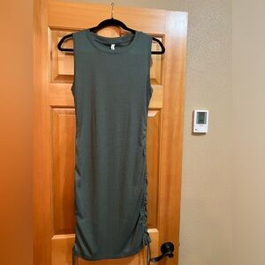 Wishlist size large sleeveless green dress